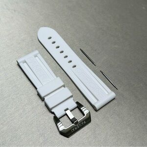 Panerai Rubber Strap 24mm W/ Buckle in WHITE